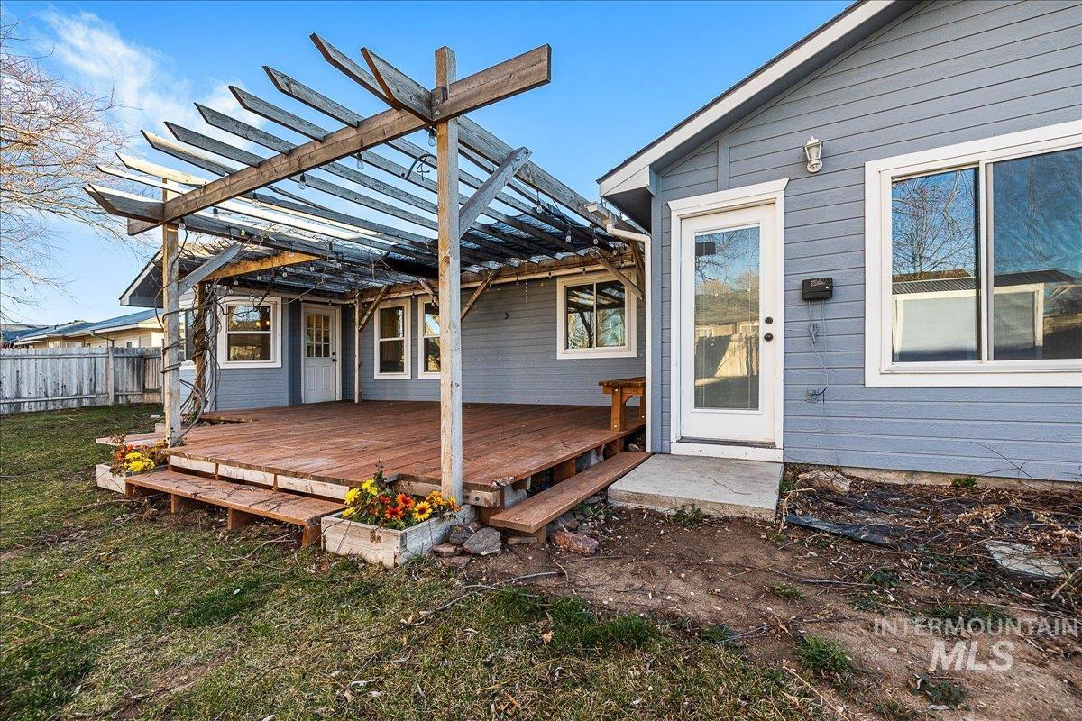 411 Hawthorne Street Nampa, ID 83686 - Photo 43 of 48 Wooden deck featuring a pergola