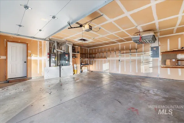 $449,888 | 411 Hawthorne Street, Nampa, ID 83686