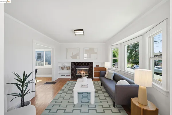 $1,049,000 | 753 Peralta Avenue, Berkeley, CA 94707