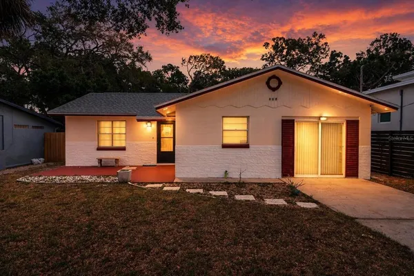 $569,000 | 805 11th Avenue, New Smyrna Beach, FL 32169