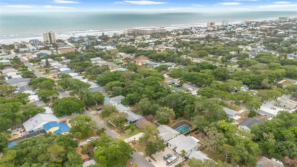 $569,000 | 805 11th Avenue, New Smyrna Beach, FL 32169