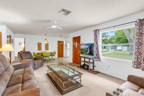 $569,000 | 805 11th Avenue, New Smyrna Beach, FL 32169