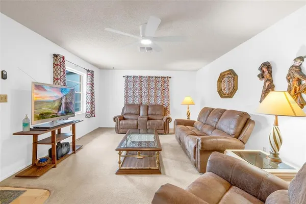 $569,000 | 805 11th Avenue, New Smyrna Beach, FL 32169