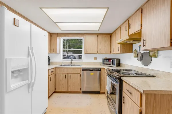 $569,000 | 805 11th Avenue, New Smyrna Beach, FL 32169