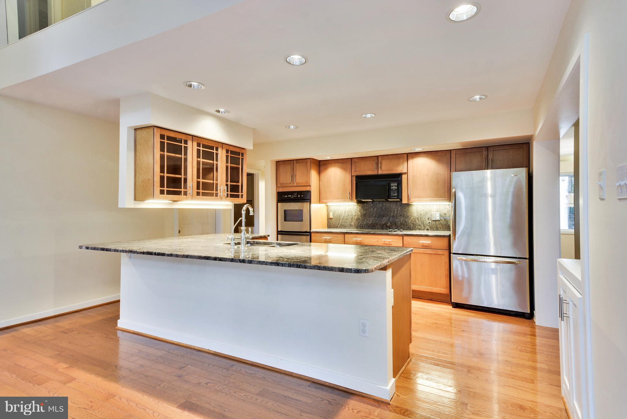 726 Intrepid Way Davidsonville, MD 21035 - Photo 13 of 30 Kitchen with oversized granite topped island