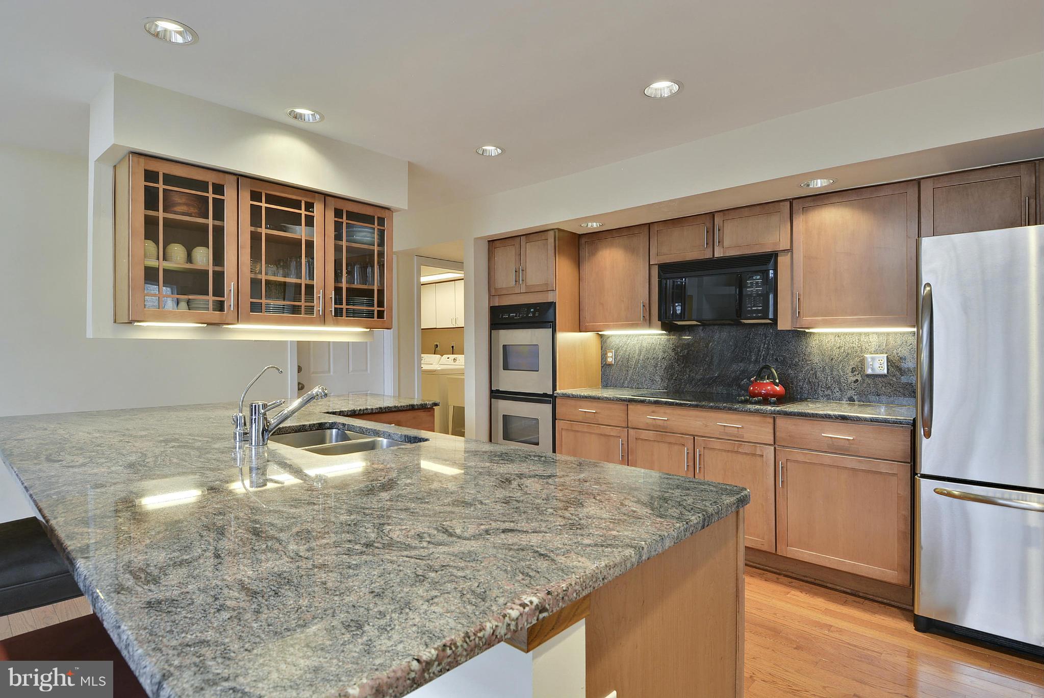 726 Intrepid Way Davidsonville, MD 21035 - Photo 6 of 30 Remodeled kitchen! Brand new micro/wall ovens!