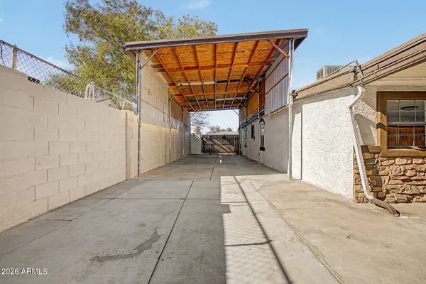 $415,000 | 2539 West Luke Avenue, Phoenix, AZ 85017