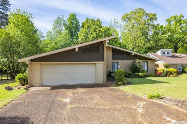 $249,000 | 36 McDaniel Drive, Jackson, TN 38305