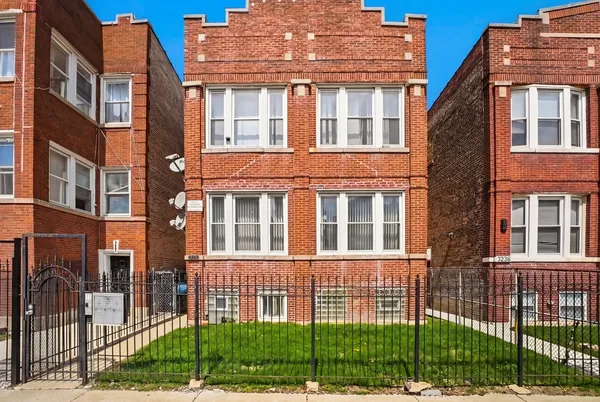 $570,000 | 3240 West Cortez Street, Chicago, IL 60651