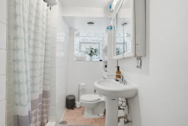 $570,000 | 3240 West Cortez Street, Chicago, IL 60651