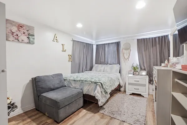 $570,000 | 3240 West Cortez Street, Chicago, IL 60651