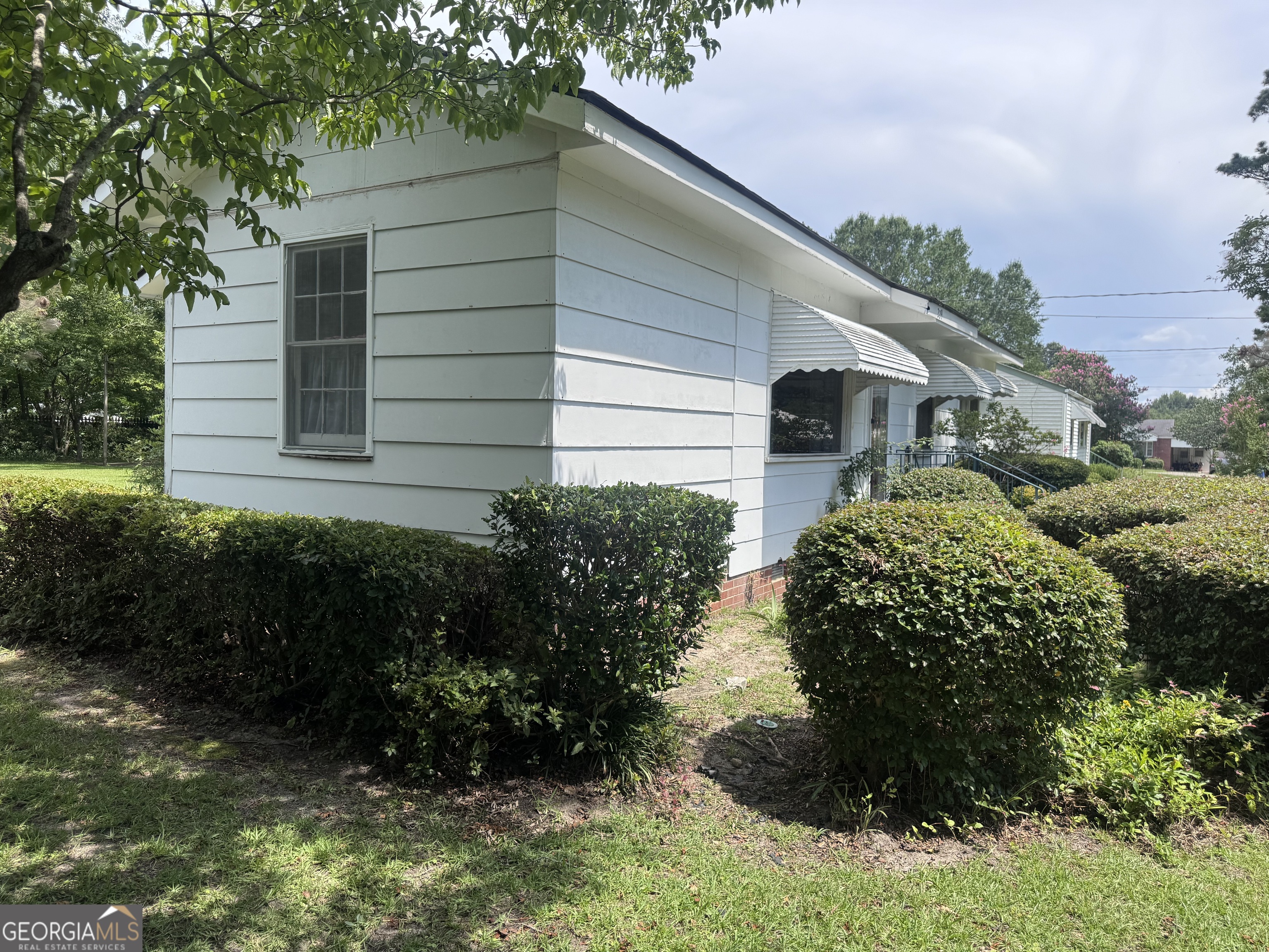 209 Vernon Street Dublin, GA 31021 - Photo 2 of 20