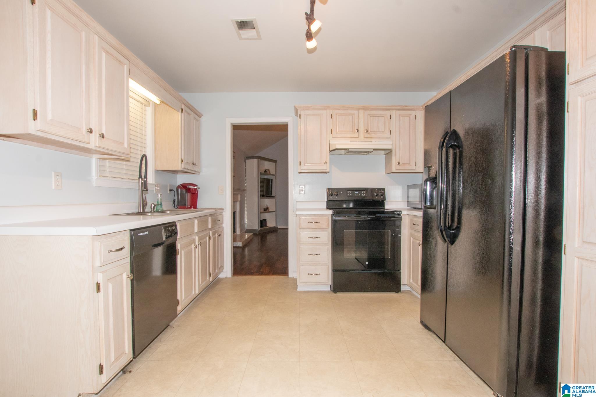 173 Park Pl Lane Alabaster, AL 35007 - Photo 10 of 29