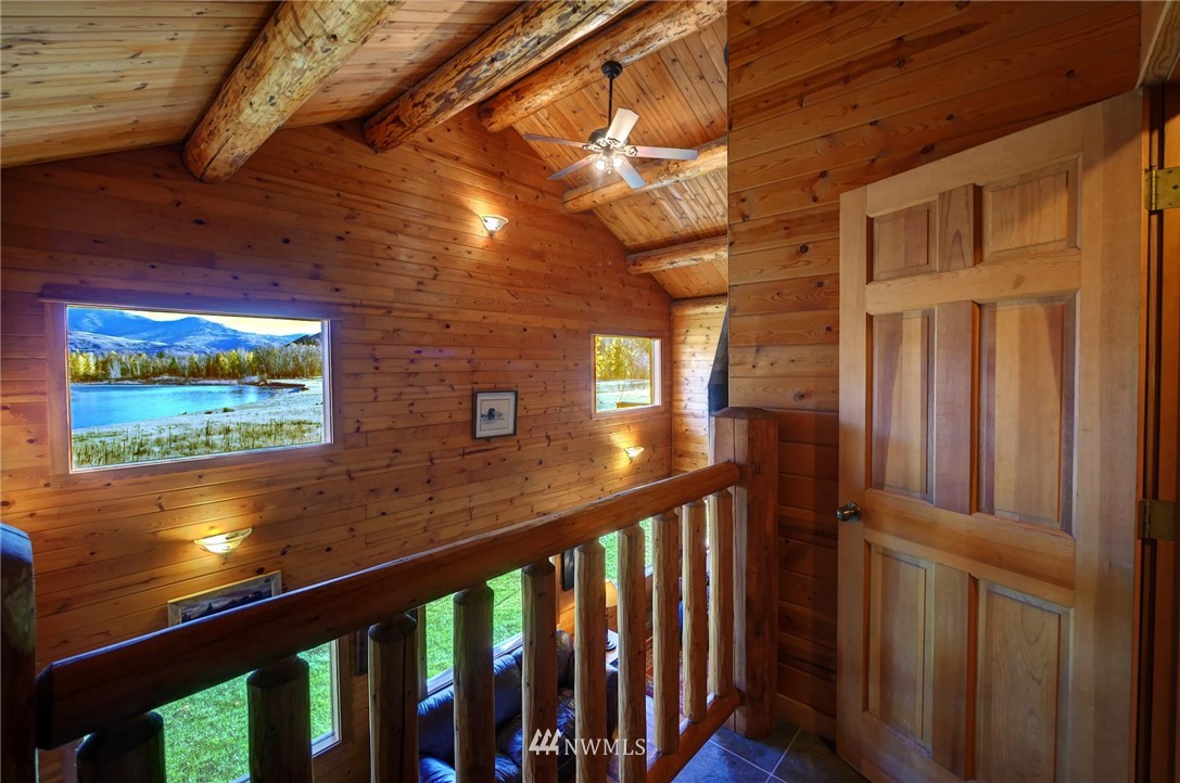 6 Beaver Pond Road Twisp, WA 98856 - Photo 32 of 40 a view of balcony with wooden floor