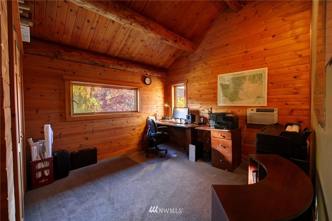 6 Beaver Pond Road Twisp, WA 98856 - Photo 35 of 40 a room with furniture and window