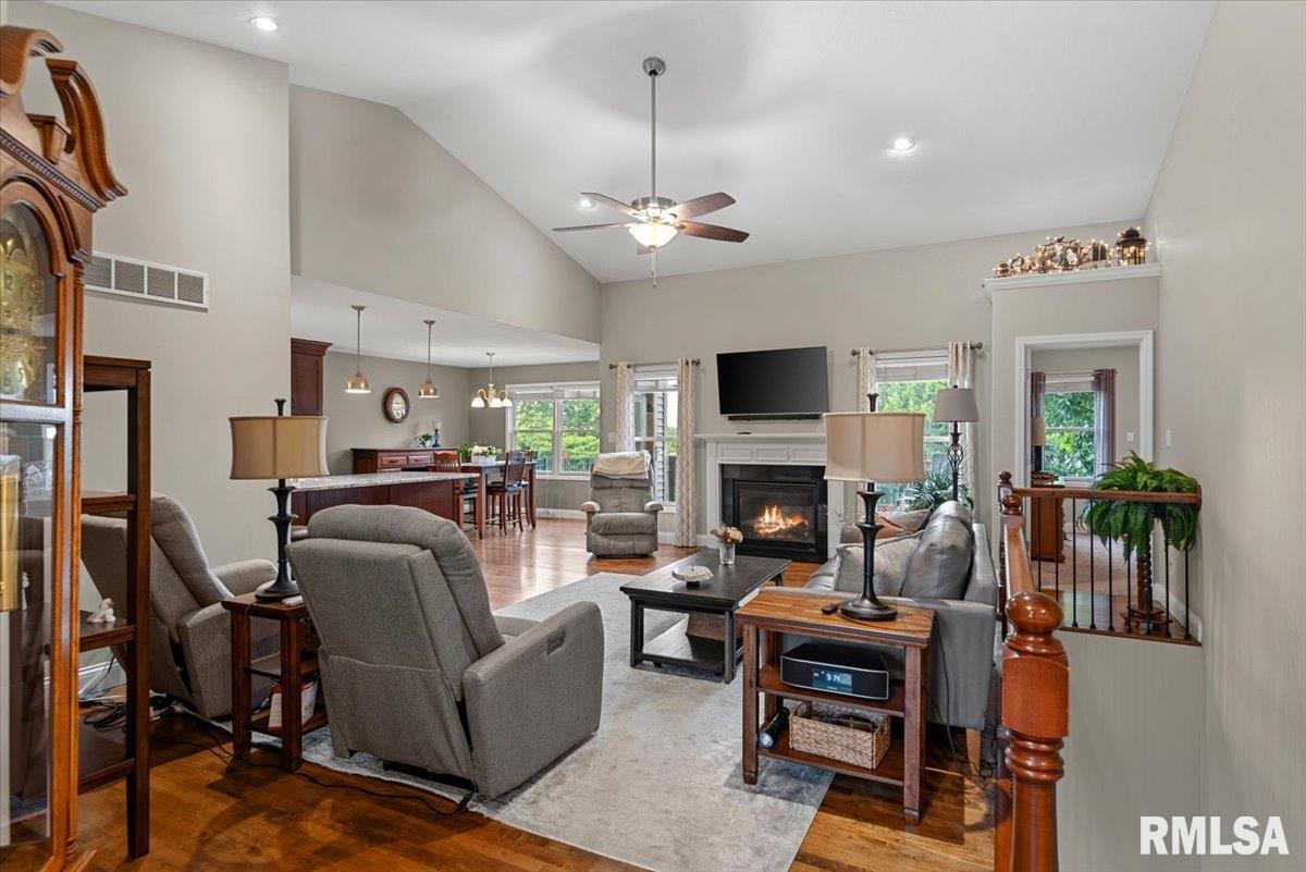 2706 Buckskin Trail Springfield, IL 62711 - Photo 4 of 47 Gallery Image 4