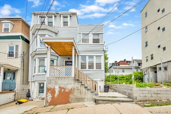 $875,000 | 17 Lamartine Avenue, Yonkers, NY 10701