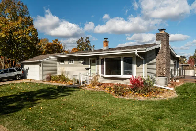 $315,000 | 7316 Earl Avenue, Greendale, WI 53129