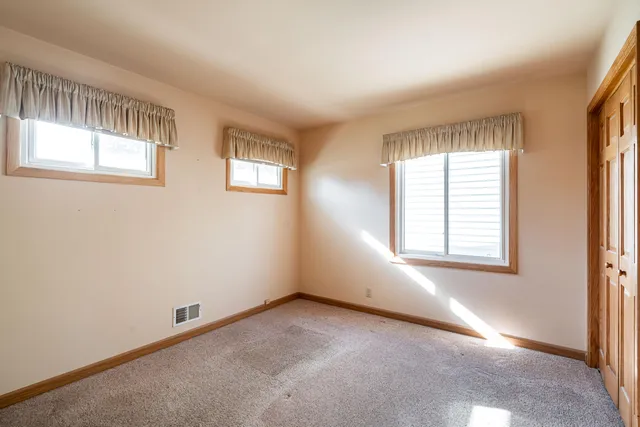 $315,000 | 7316 Earl Avenue, Greendale, WI 53129