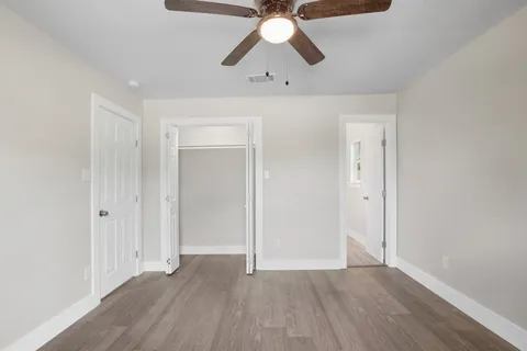 $297,500 | 713 Burkett Street, Taylor, TX 76574