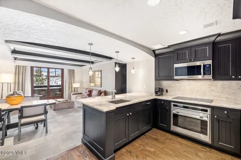 $2,850,000 | 130 Daybreak Ridge Road, Unit HS613, Avon, CO 81620