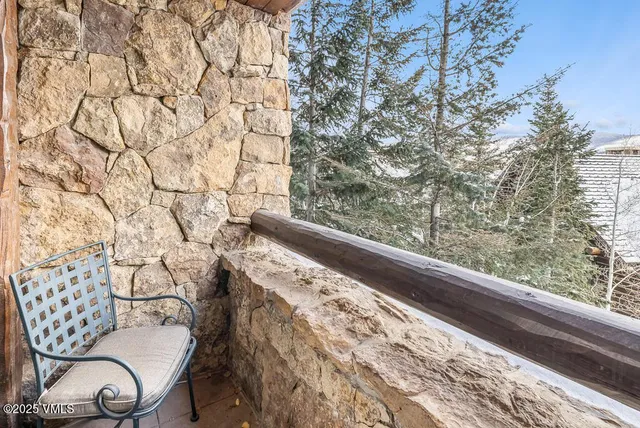 $2,850,000 | 130 Daybreak Ridge Road, Unit HS613, Avon, CO 81620