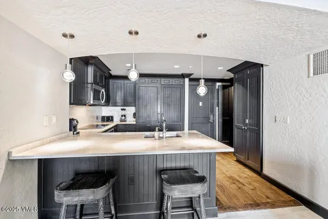 $2,850,000 | 130 Daybreak Ridge Road, Unit HS613, Avon, CO 81620