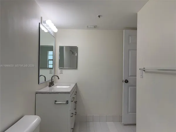 $2,700 | 655 Southwest 111th Way, Unit 108, Pembroke Pines, FL 33025