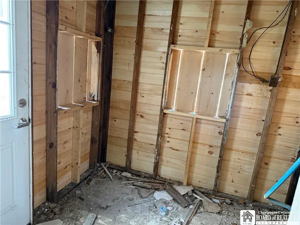 $99,900 | 1985 Route 5 Sheridan Ny 14136, Silver Creek, NY 14136