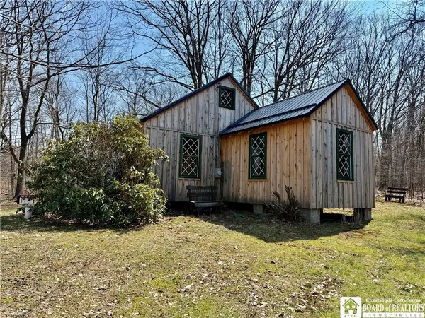 $99,900 | 1985 Route 5 Sheridan Ny 14136, Silver Creek, NY 14136