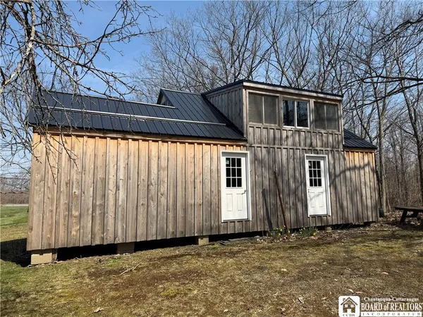 $99,900 | 1985 Route 5 Sheridan Ny 14136, Silver Creek, NY 14136