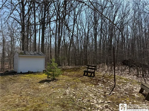 $99,900 | 1985 Route 5 Sheridan Ny 14136, Silver Creek, NY 14136