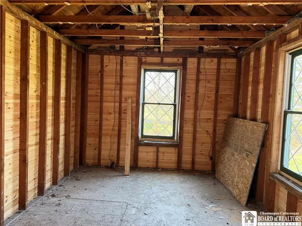 $99,900 | 1985 Route 5 Sheridan Ny 14136, Silver Creek, NY 14136