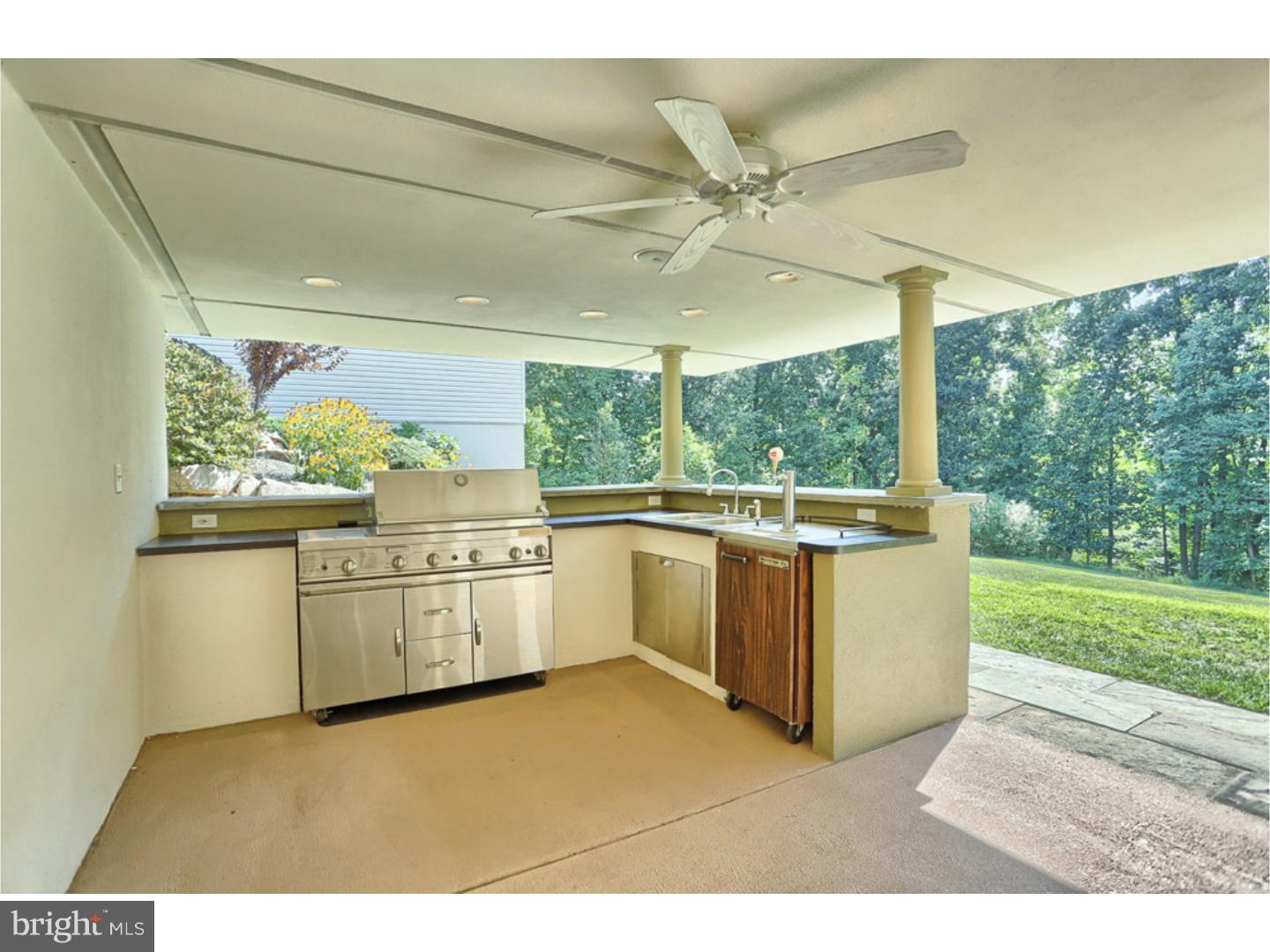 130 Overlook Road Morgantown, PA 19543 - Photo 18 of 25 Patio