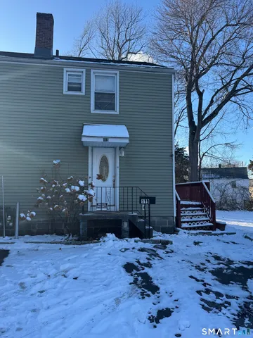 $2,000 | 117 Dupont Place, Unit 119, Bridgeport, CT 06610