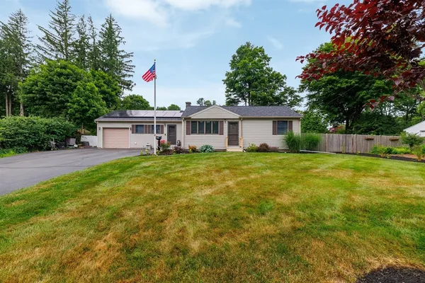 $349,900 | 488 Pleasant Street, Leicester, MA 01524