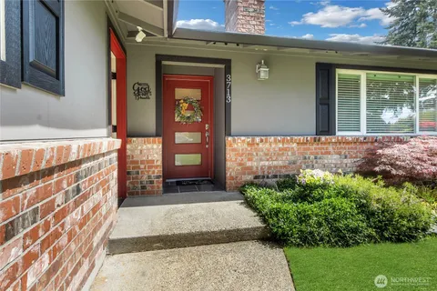 $599,000 | 3713 Tahoma Place West, University Place, WA 98466
