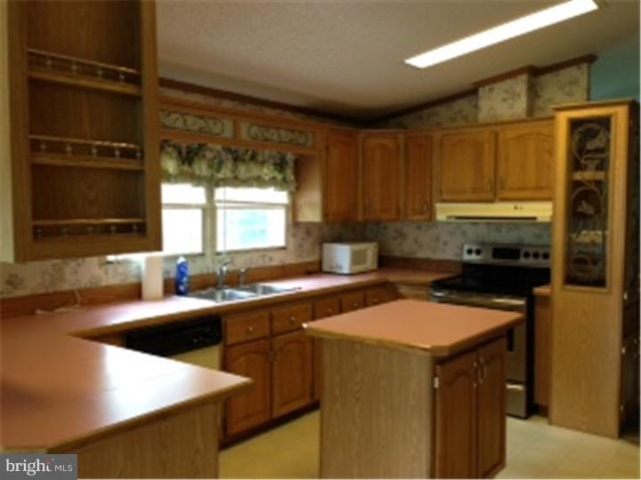 1212 Ridge Road Pottstown, PA 19465 - Photo 3 of 10 Gallery Image 3