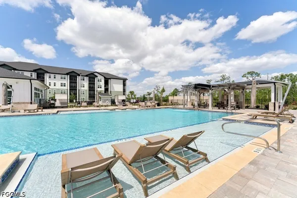 $1,651 | 10800 Colonial Gtwy Drive, Unit A1, Fort Myers, FL 33905