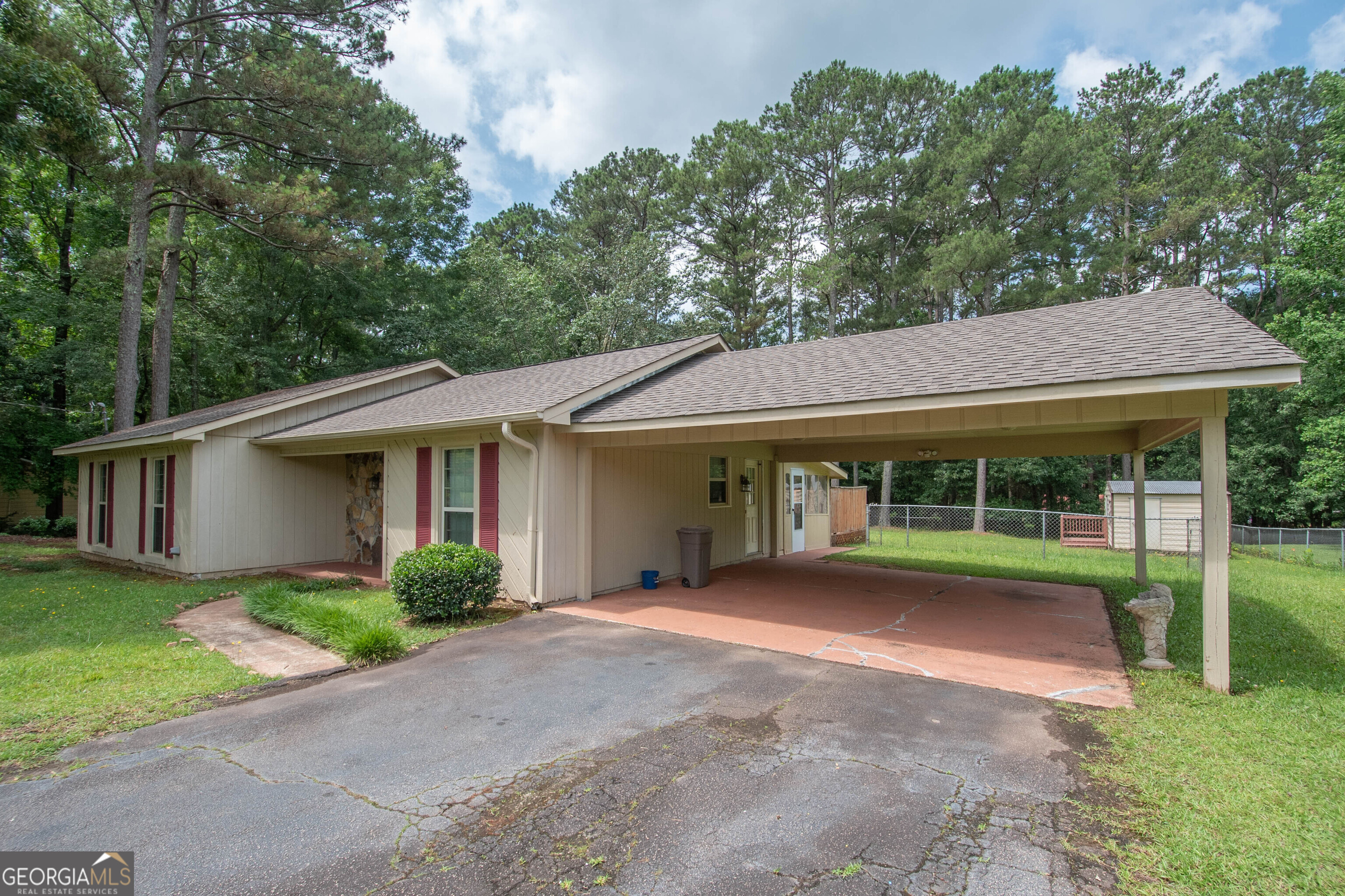 95 Beaver Run LaGrange, GA 30241 - Photo 3 of 37