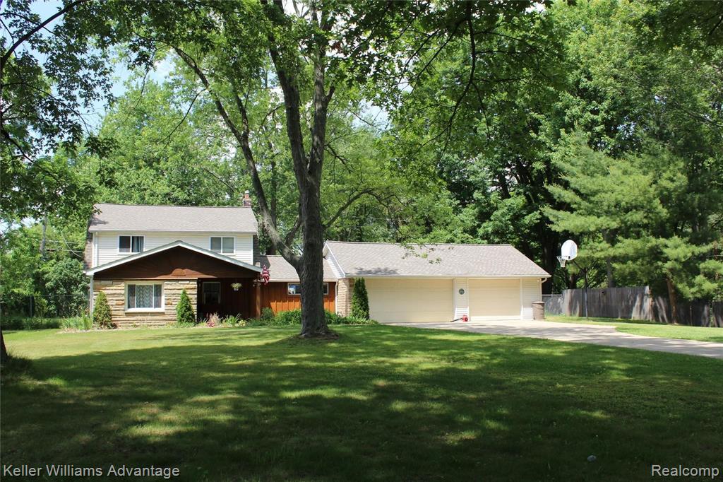 1309 Decker Road Walled Lake, MI 48390 - Photo 1 of 28