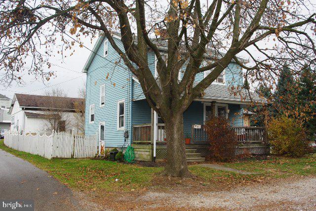 571 Hamilton Street Hanover, PA 17331 - Photo 4 of 15 Gallery Image 4