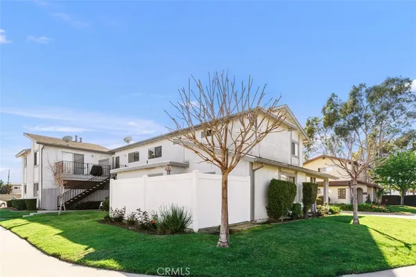 $2,100 | 8092 Graziadio Drive, Unit 3, Huntington Beach, CA 92646