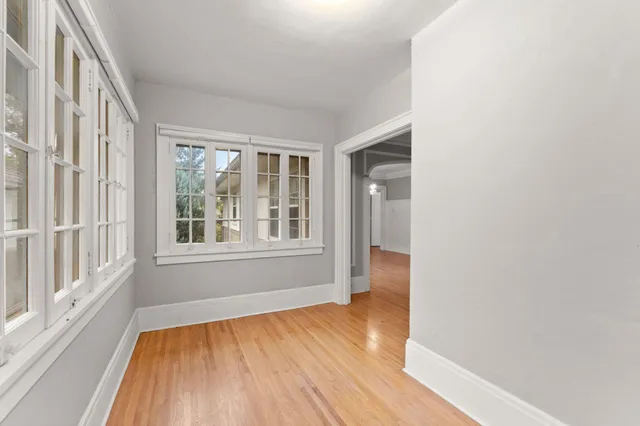 $2,500 | 1501 Summit Avenue, Unit B, St. Paul, MN 55105