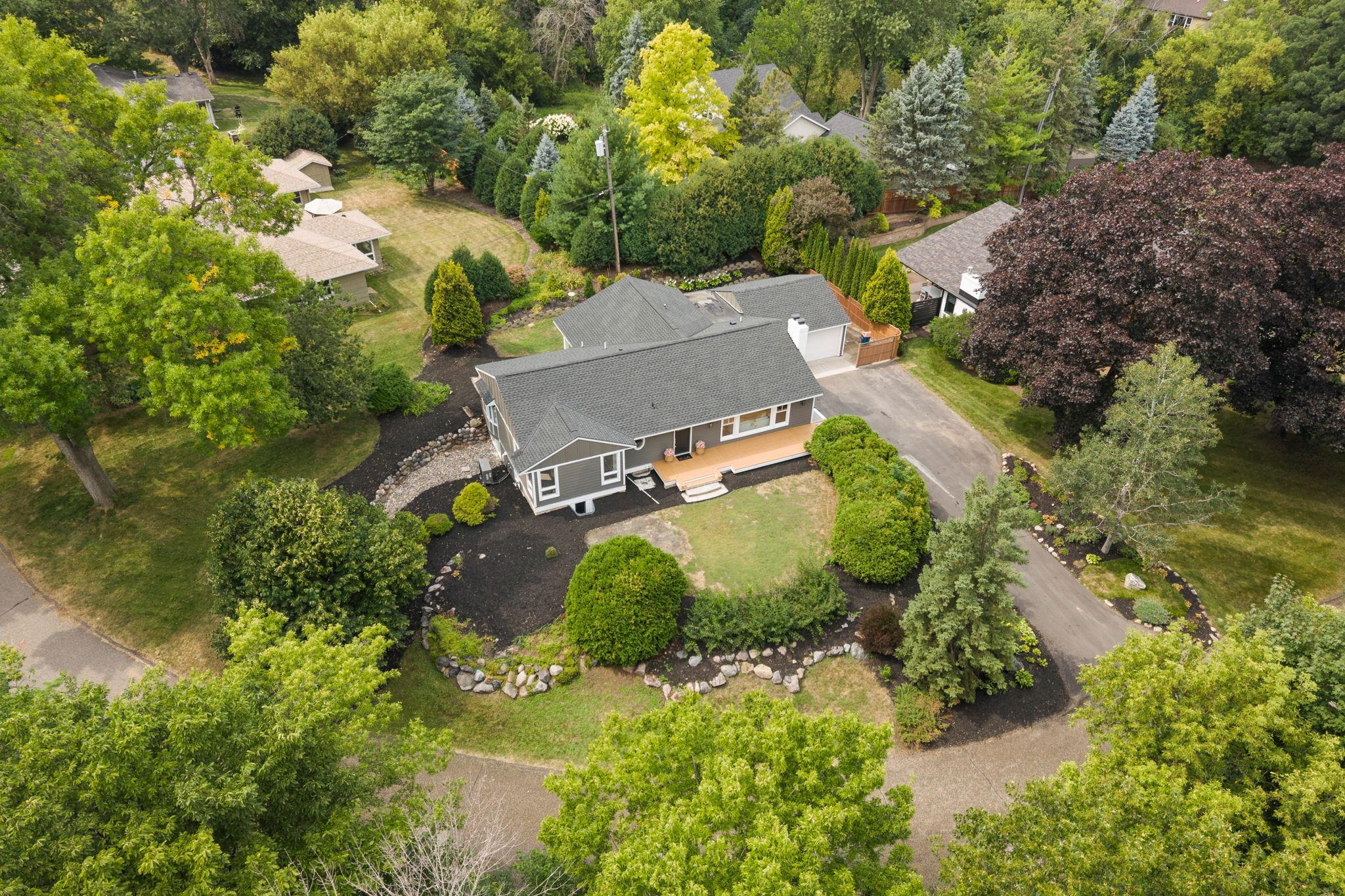 11934 James Road Minnetonka, MN 55343 - Photo 25 of 81 Gallery Image 25