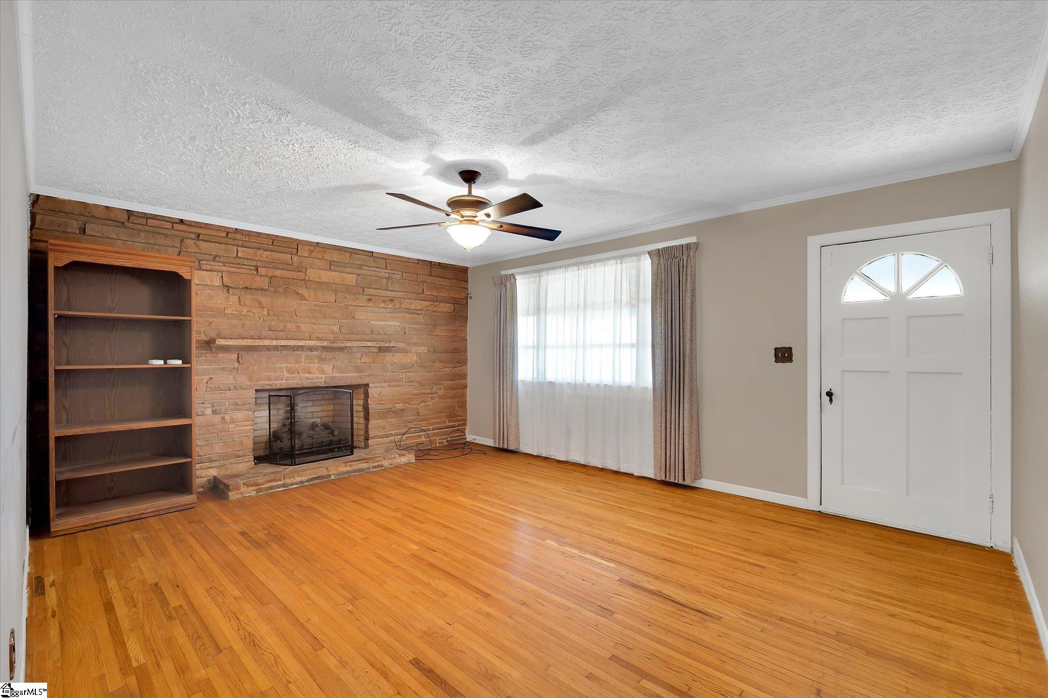 188 Cherokee Road Pelzer, SC 29669 - Photo 5 of 29