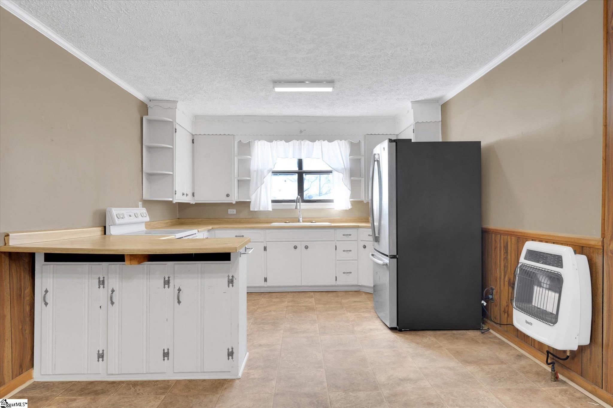 188 Cherokee Road Pelzer, SC 29669 - Photo 9 of 29