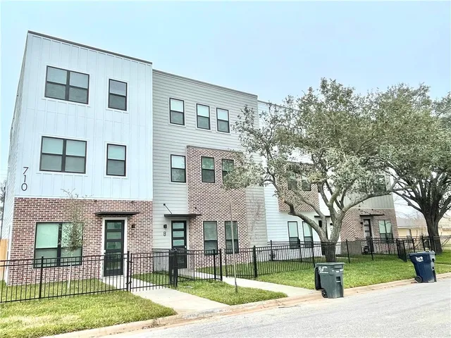 $4,250 | 710 Vassar Court, Unit A, College Station, TX 77840