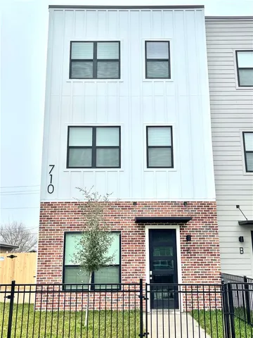 $3,750 | 710 Vassar Court, Unit A, College Station, TX 77840