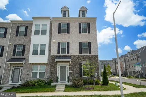 $650,000 | 7732 Presidential Parkway, Upper Marlboro, MD 20774